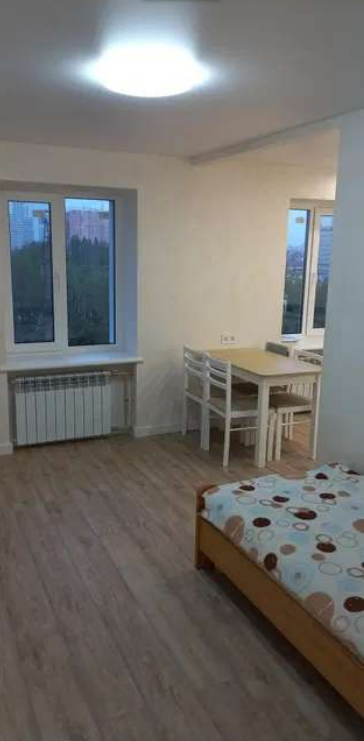 Продажа 2-комнатной квартиры 48 м², Инглези ул.