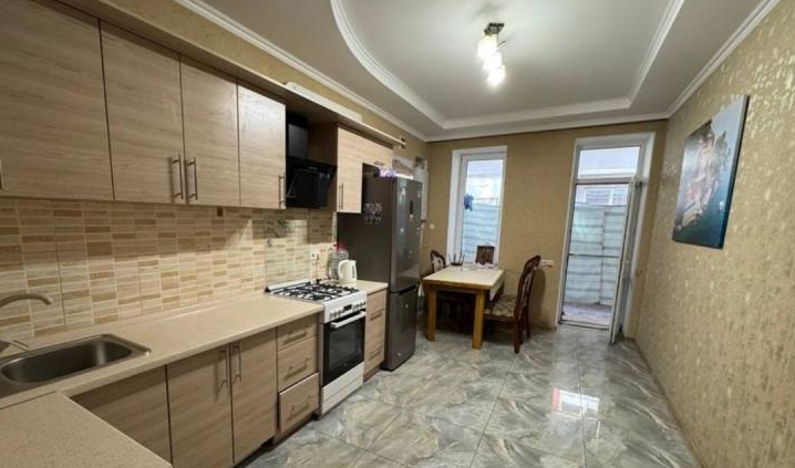 Продажа 2-комнатной квартиры 96 м², Макаренко ул.