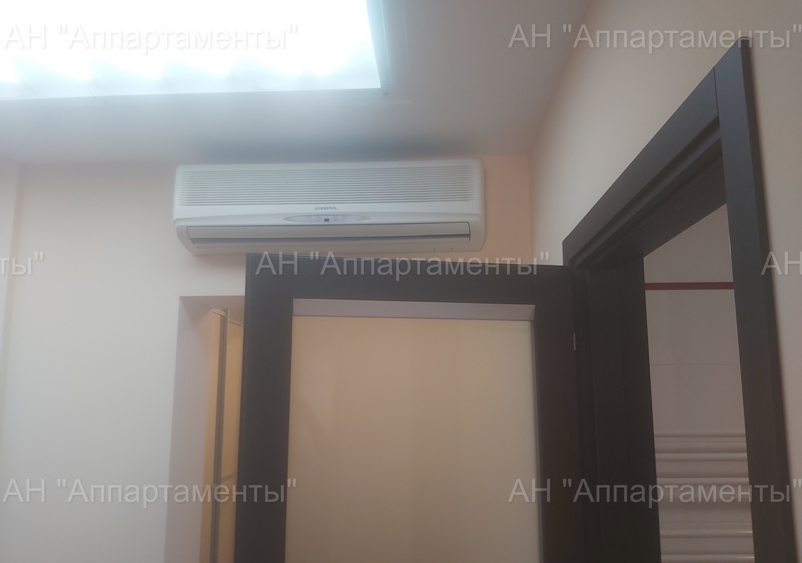Продажа 3-комнатной квартиры 90 м², Свободы ул.