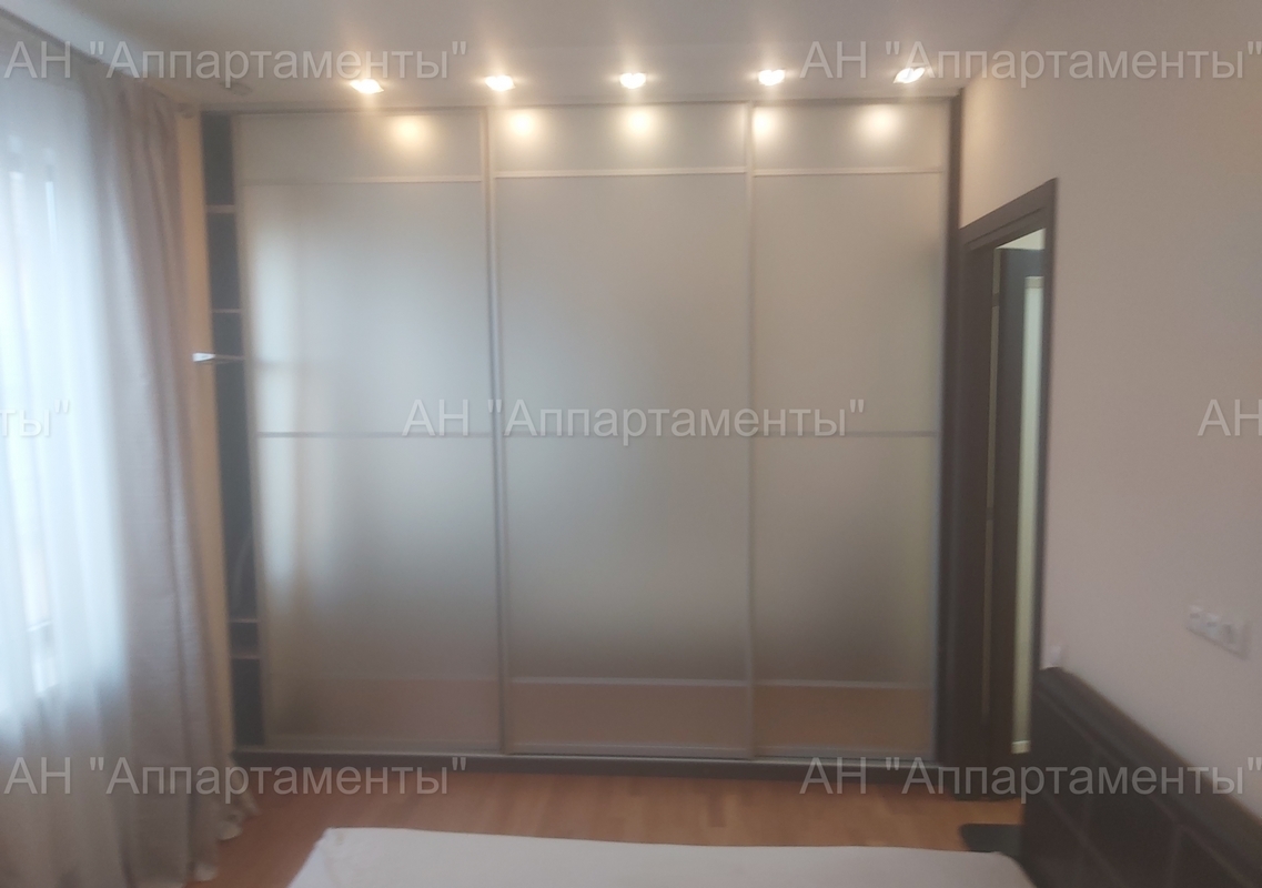 Продажа 3-комнатной квартиры 90 м², Свободы ул.
