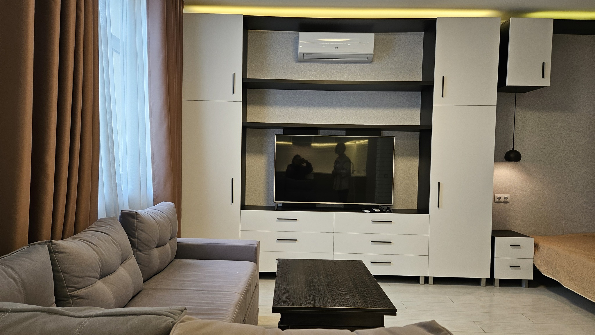Аренда 1-комнатной квартиры 45 м², Семьи Кульженков ул., 35