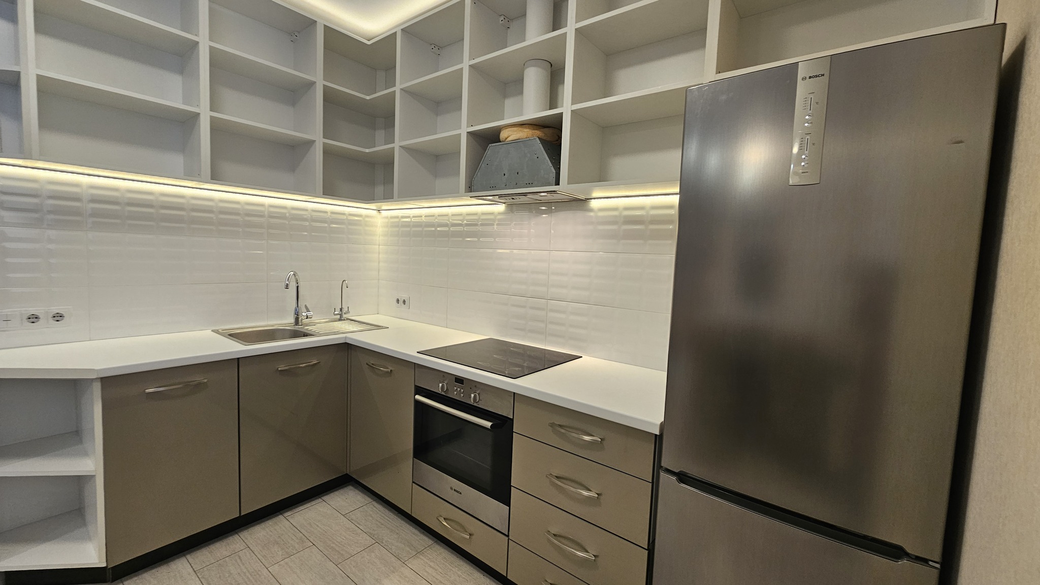 Аренда 1-комнатной квартиры 45 м², Семьи Кульженков ул., 35