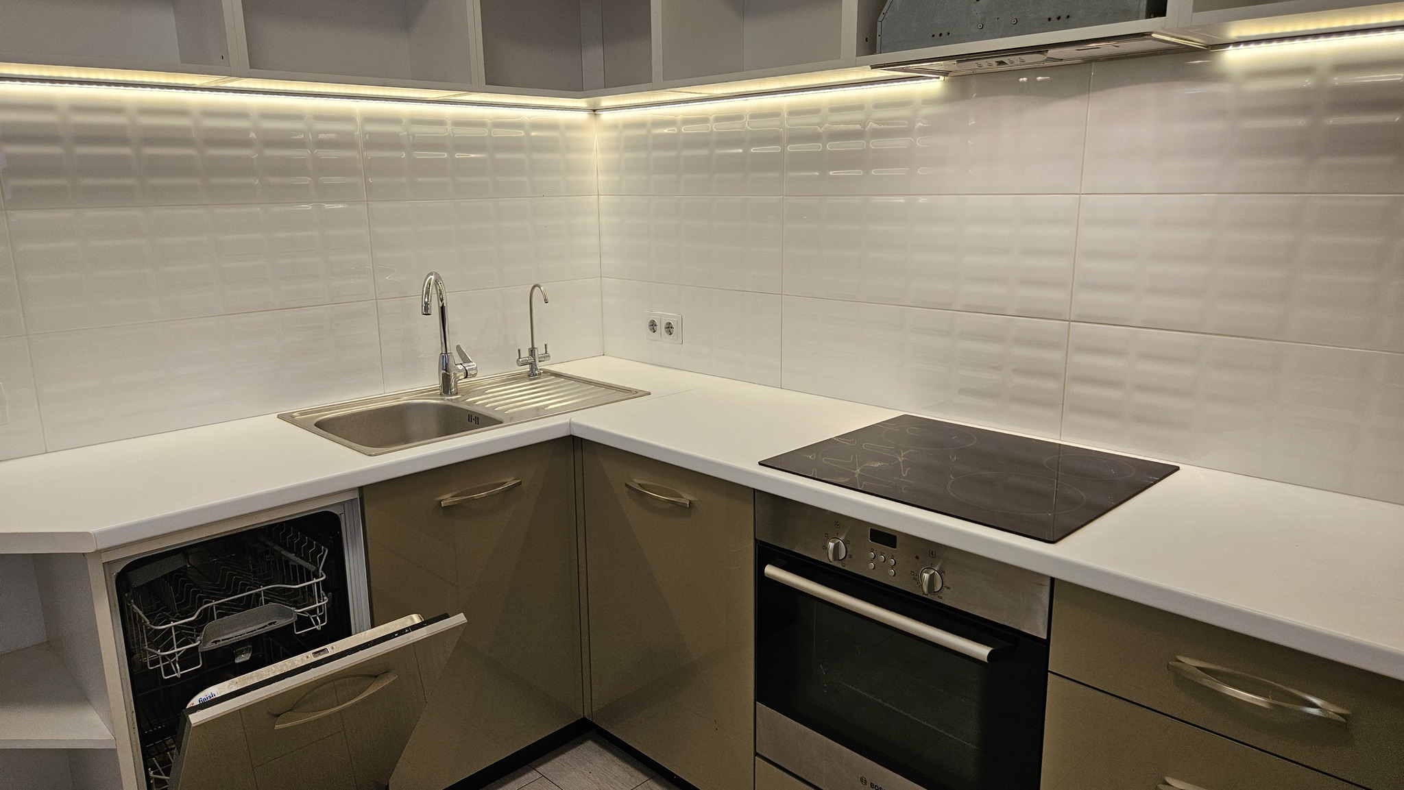 Аренда 1-комнатной квартиры 45 м², Семьи Кульженков ул., 35
