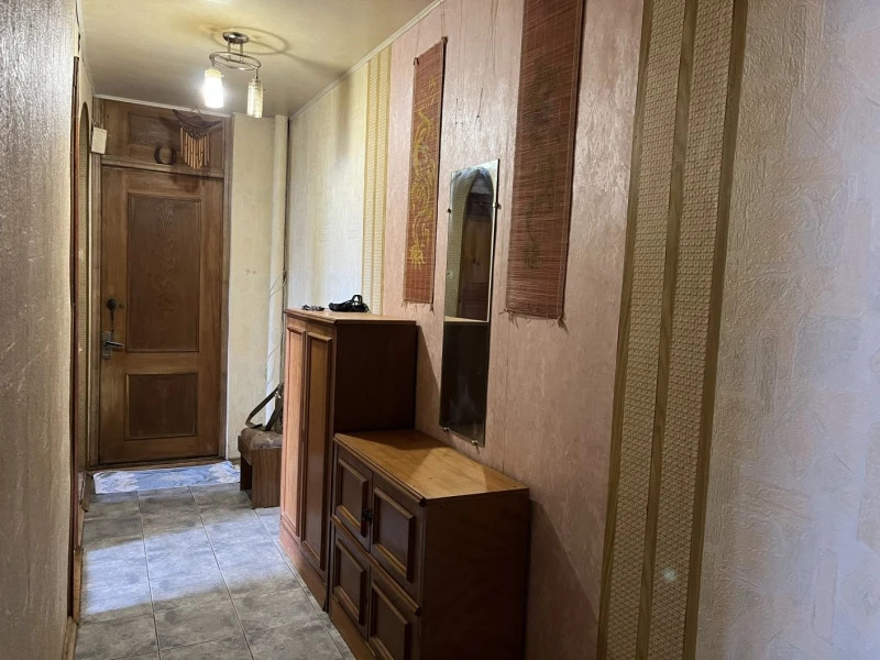 Продаж 3-кімнатної квартири 64 м²