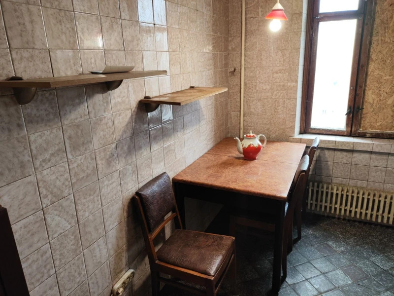 Продаж 3-кімнатної квартири 64 м²