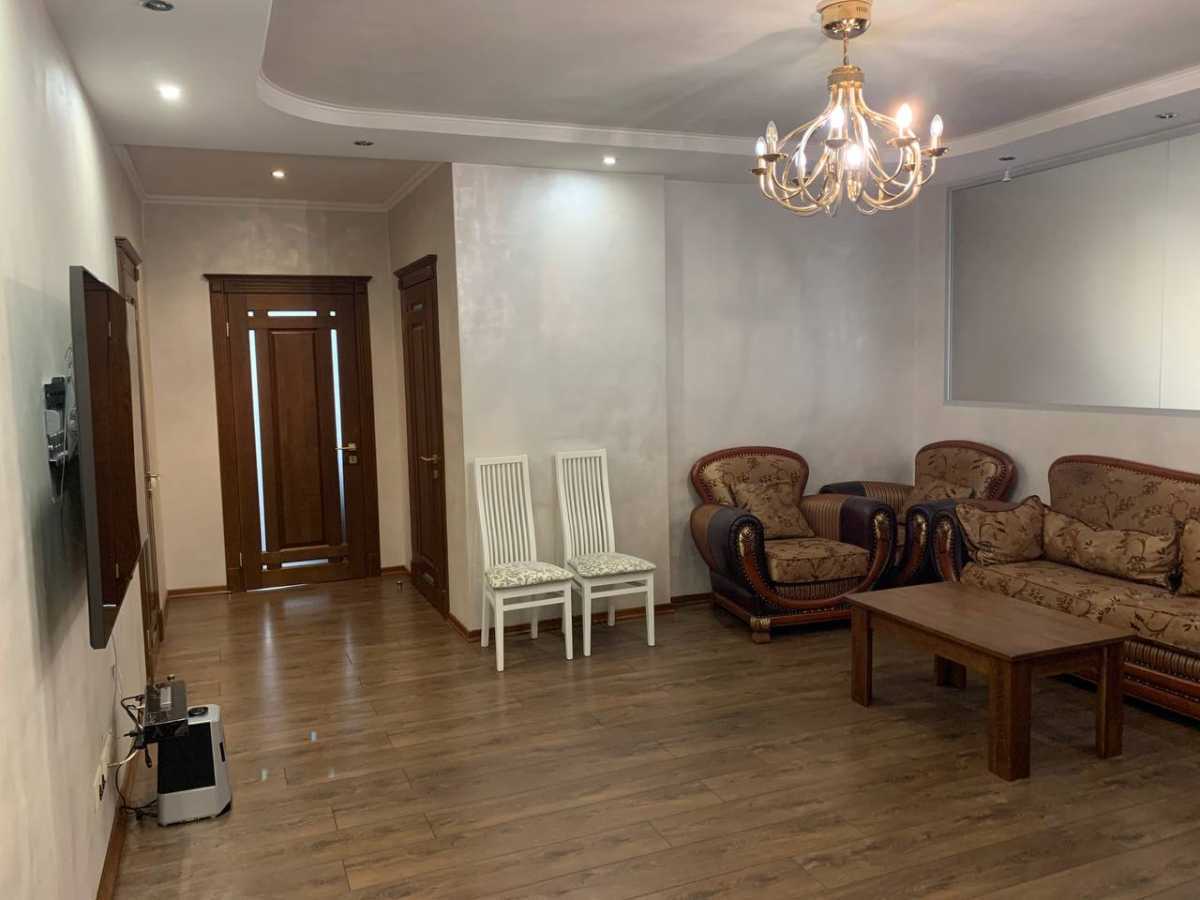Оренда 3-кімнатної квартири 120 м², Валерія Лобановського просп., 6Д