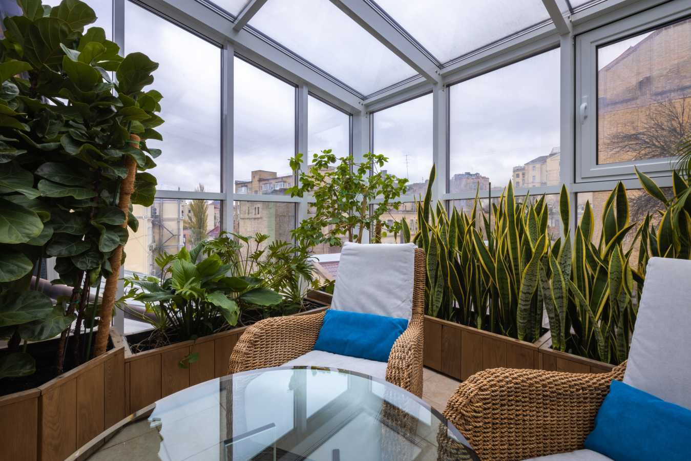 Продаж 2-кімнатної квартири 171 м², Михайлівська вул., 15