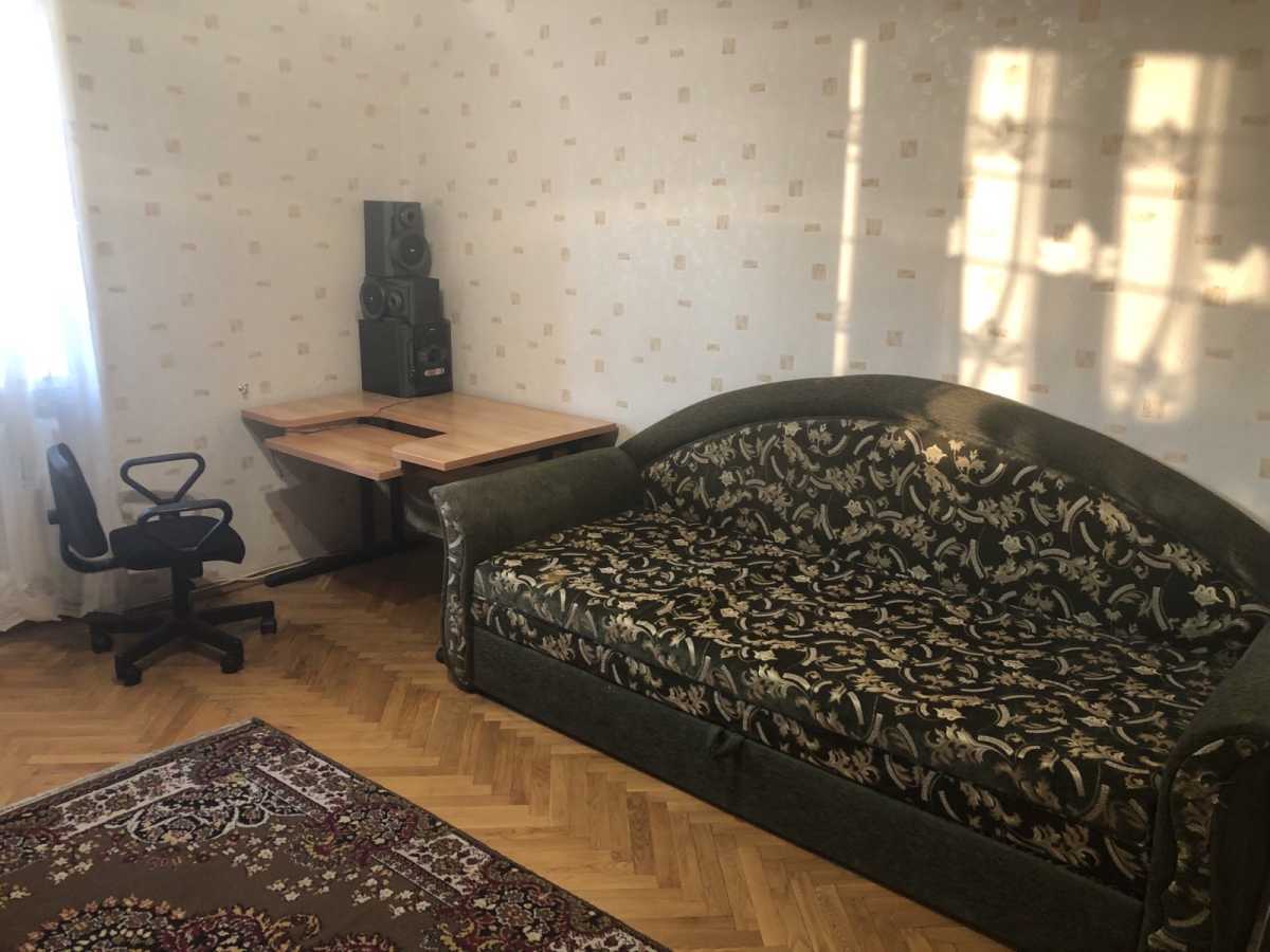 Оренда кімнати/частини квартири, Срібнокільська вул., 24