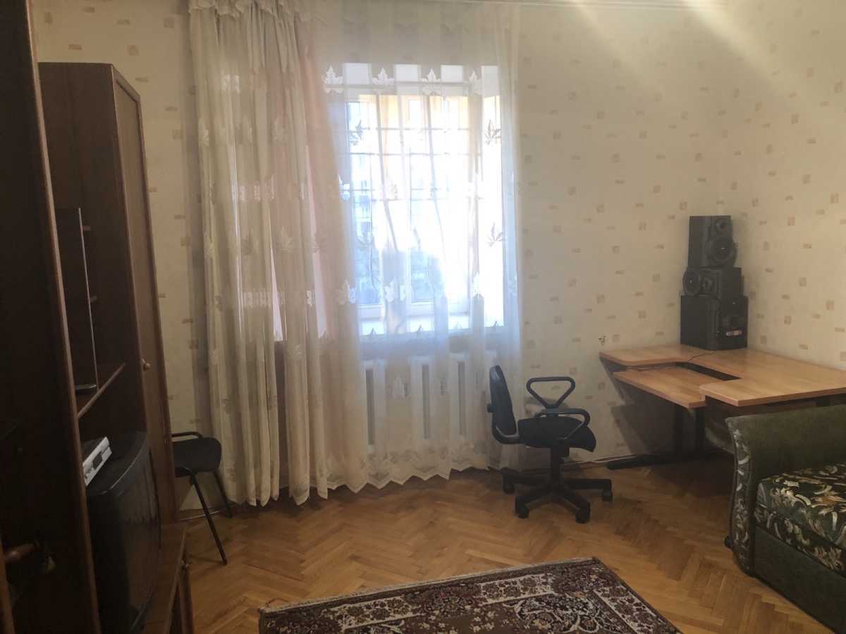 Оренда кімнати/частини квартири, Срібнокільська вул., 24