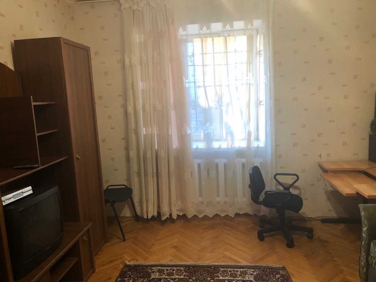 Оренда кімнати/частини квартири, Срібнокільська вул., 24