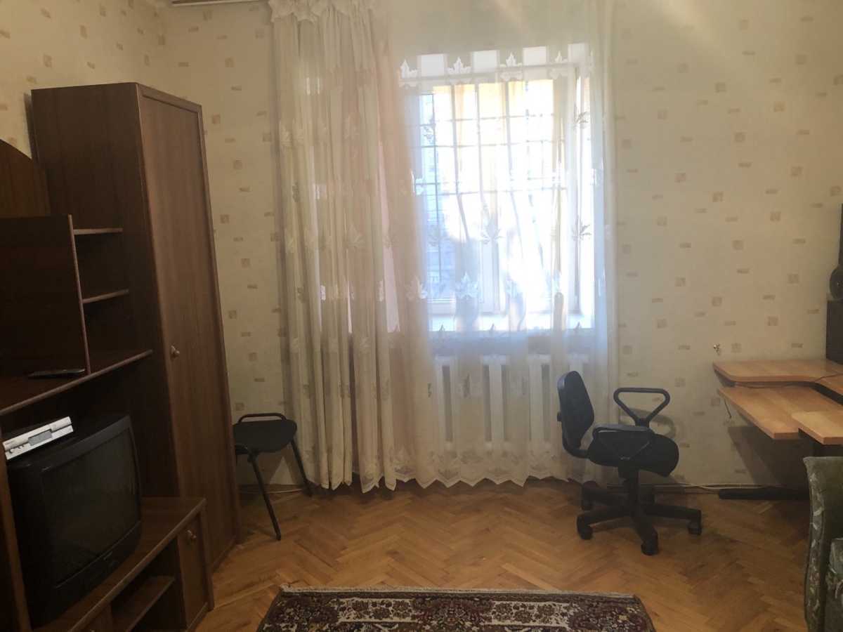Оренда кімнати/частини квартири, Срібнокільська вул., 24
