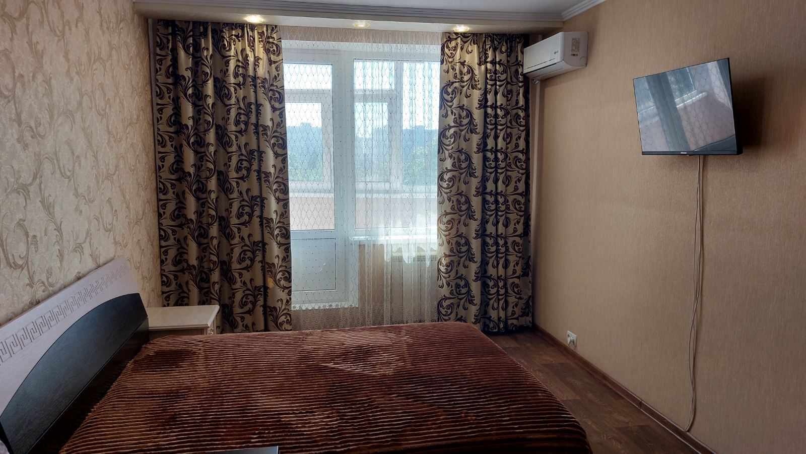 1-кімнатна квартира подобово 34 м², Петра Григоренка просп., 10