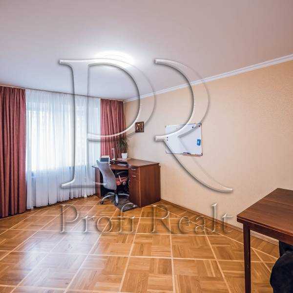 Продаж 3-кімнатної квартири 104 м², Миколи Бажана просп., 30