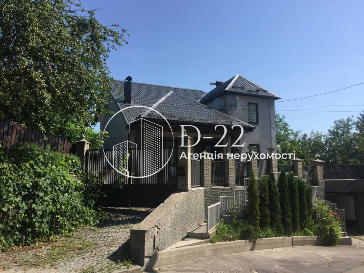 Продажа дома 300 м², Огородная ул., 28