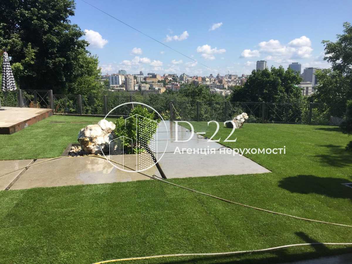 Продажа дома 300 м², Огородная ул., 28