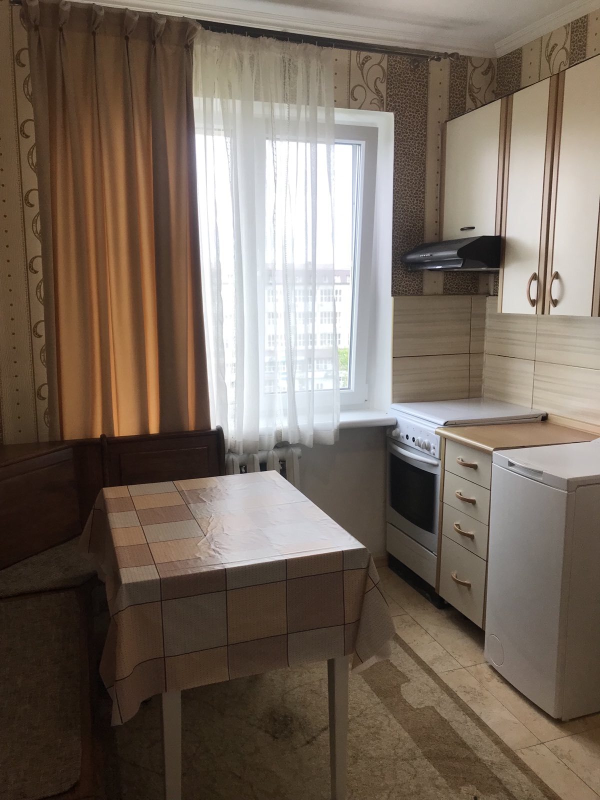 Оренда 2-кімнатної квартири 50 м², Академіка Глушко просп., 36