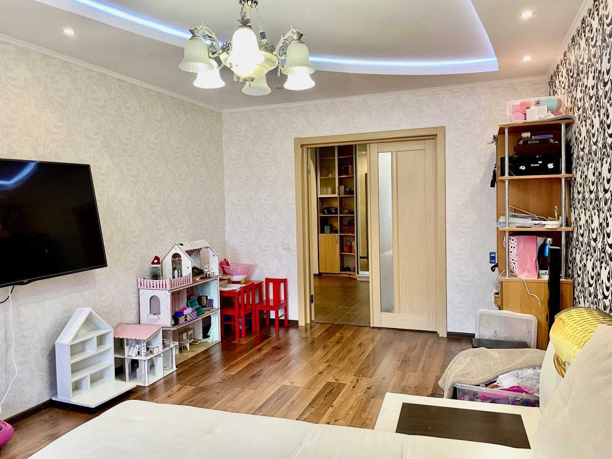 Продаж 3-кімнатної квартири 93 м², Петра Григоренка просп., 1А