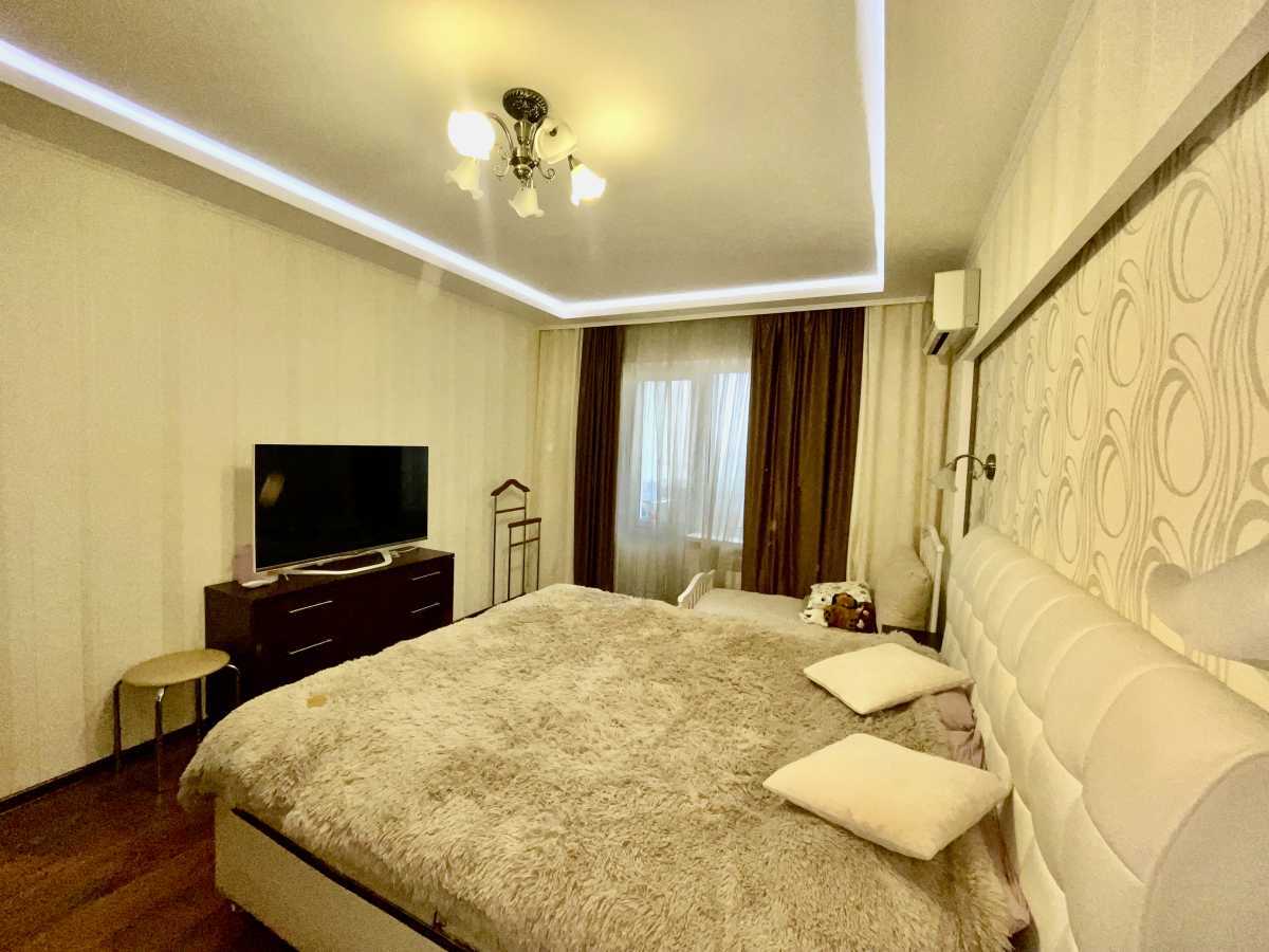 Продаж 3-кімнатної квартири 93 м², Петра Григоренка просп., 1А
