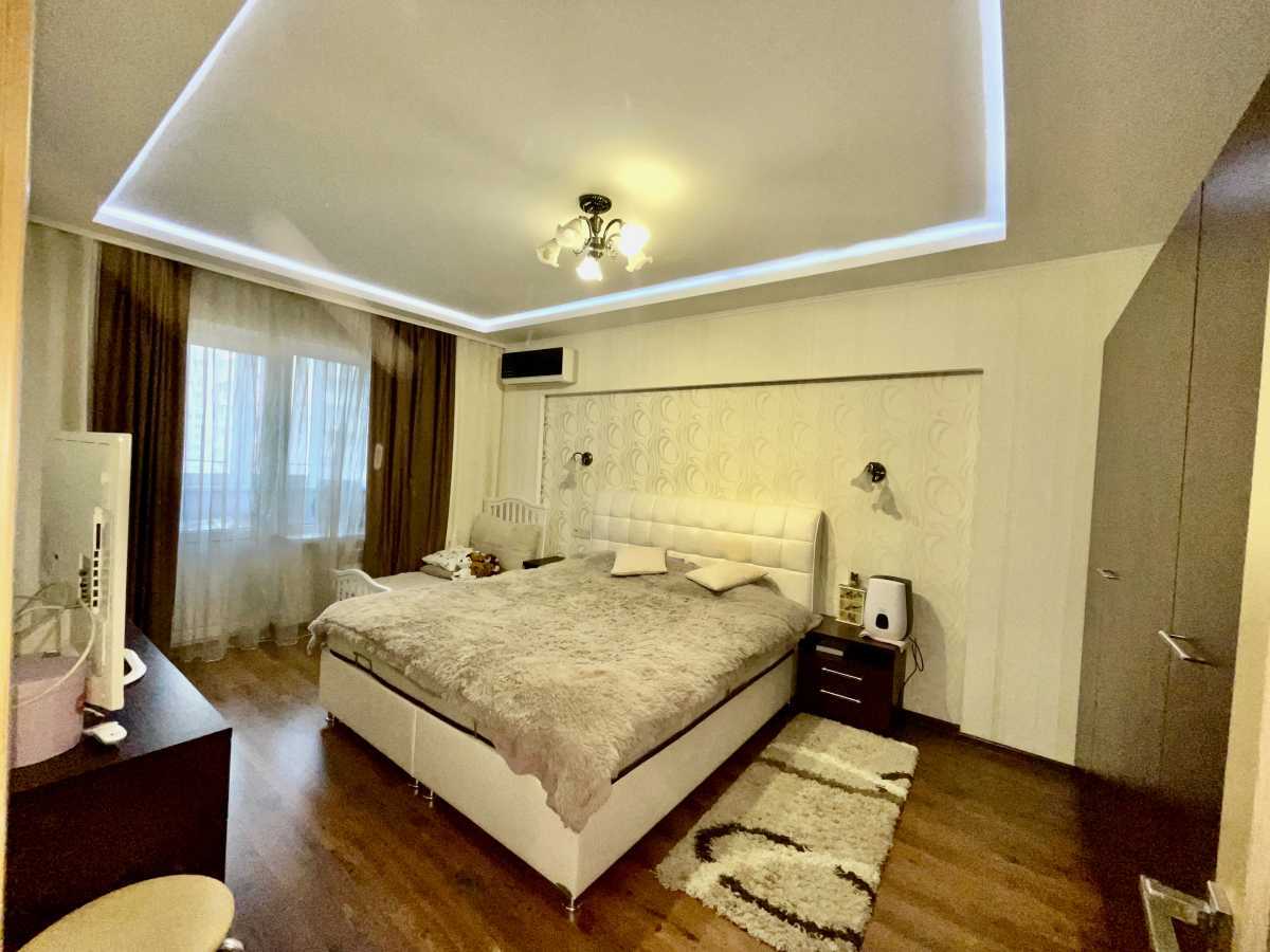 Продаж 3-кімнатної квартири 93 м², Петра Григоренка просп., 1А