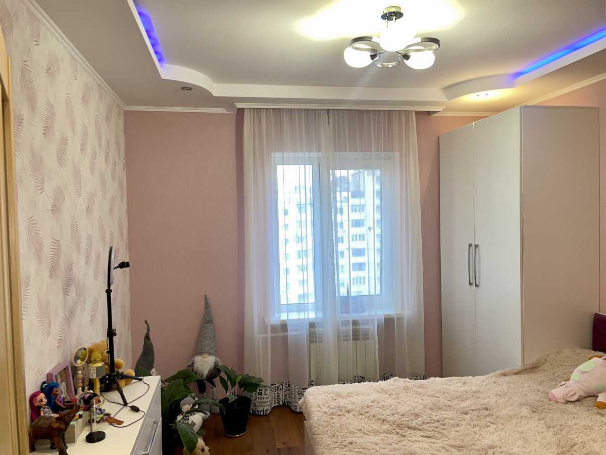 Продаж 3-кімнатної квартири 93 м², Петра Григоренка просп., 1А