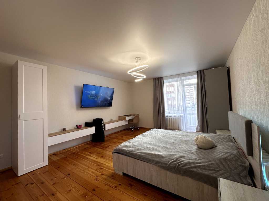Продажа 2-комнатной квартиры 74 м², Сосновый микрорайон ул., 1