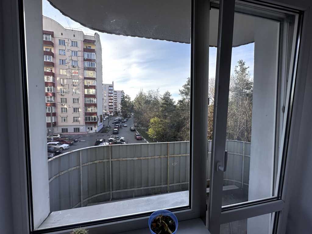 Продажа 2-комнатной квартиры 74 м², Сосновый микрорайон ул., 1