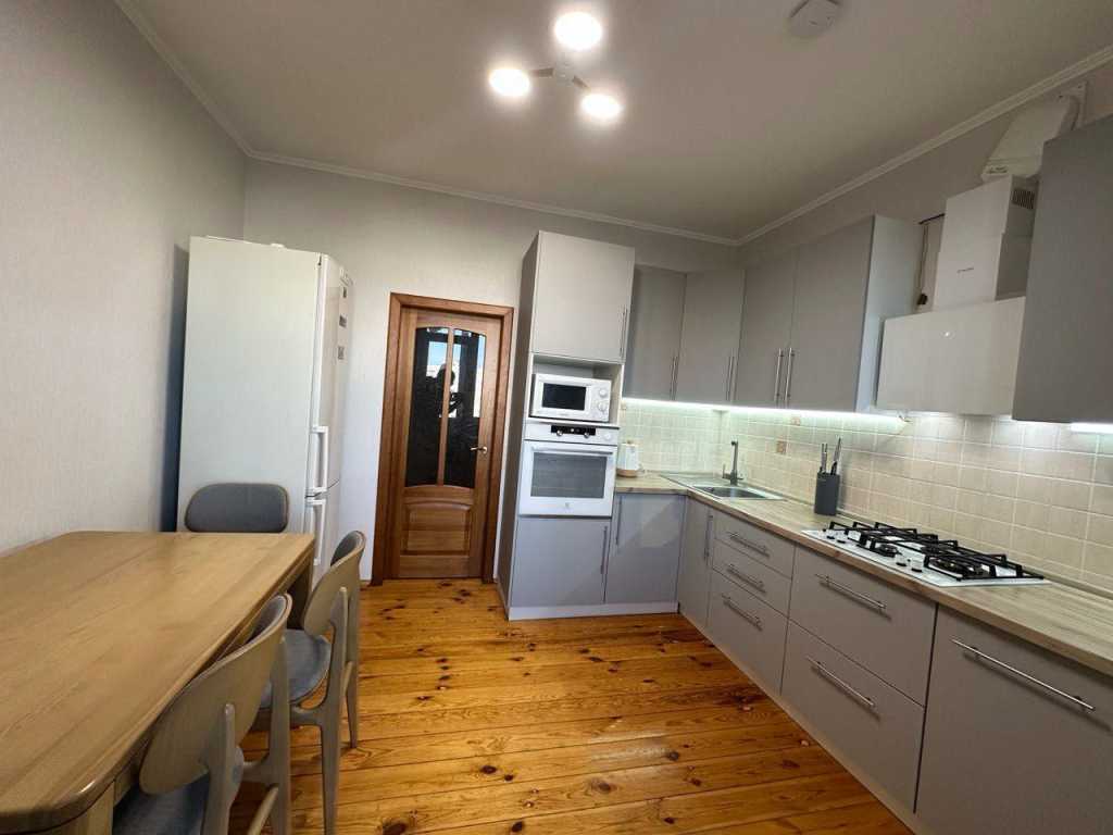 Продажа 2-комнатной квартиры 74 м², Сосновый микрорайон ул., 1