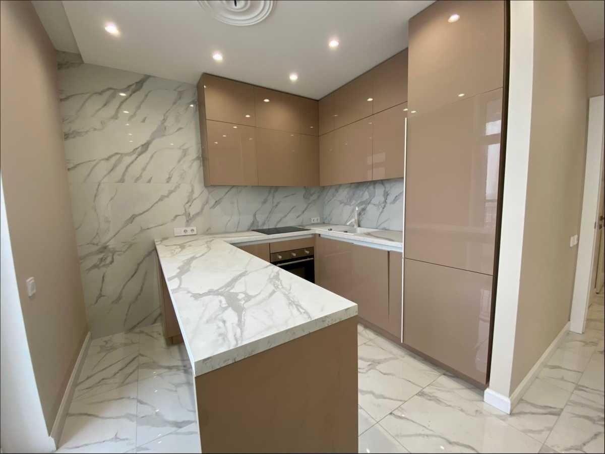 Продажа 2-комнатной квартиры 62 м², Каховская ул., 62А