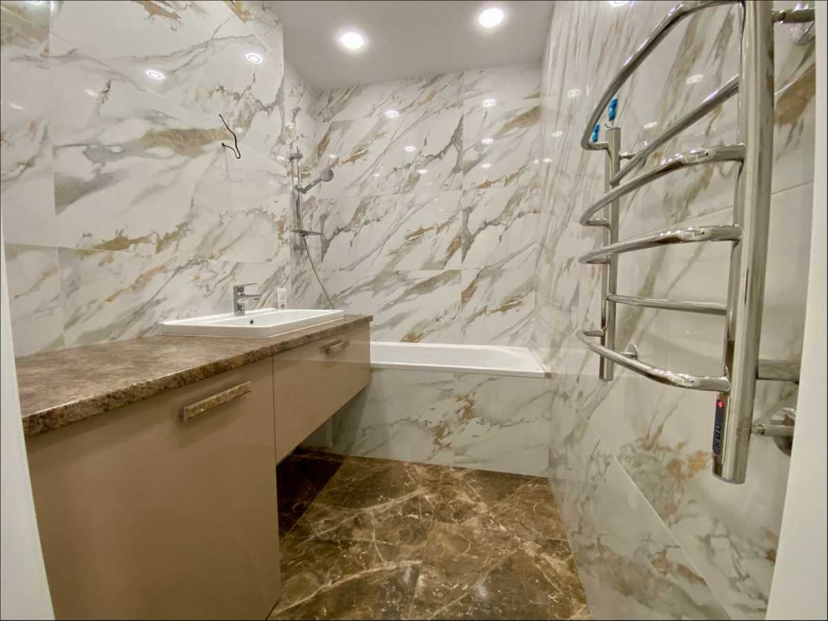 Продажа 2-комнатной квартиры 62 м², Каховская ул., 62А