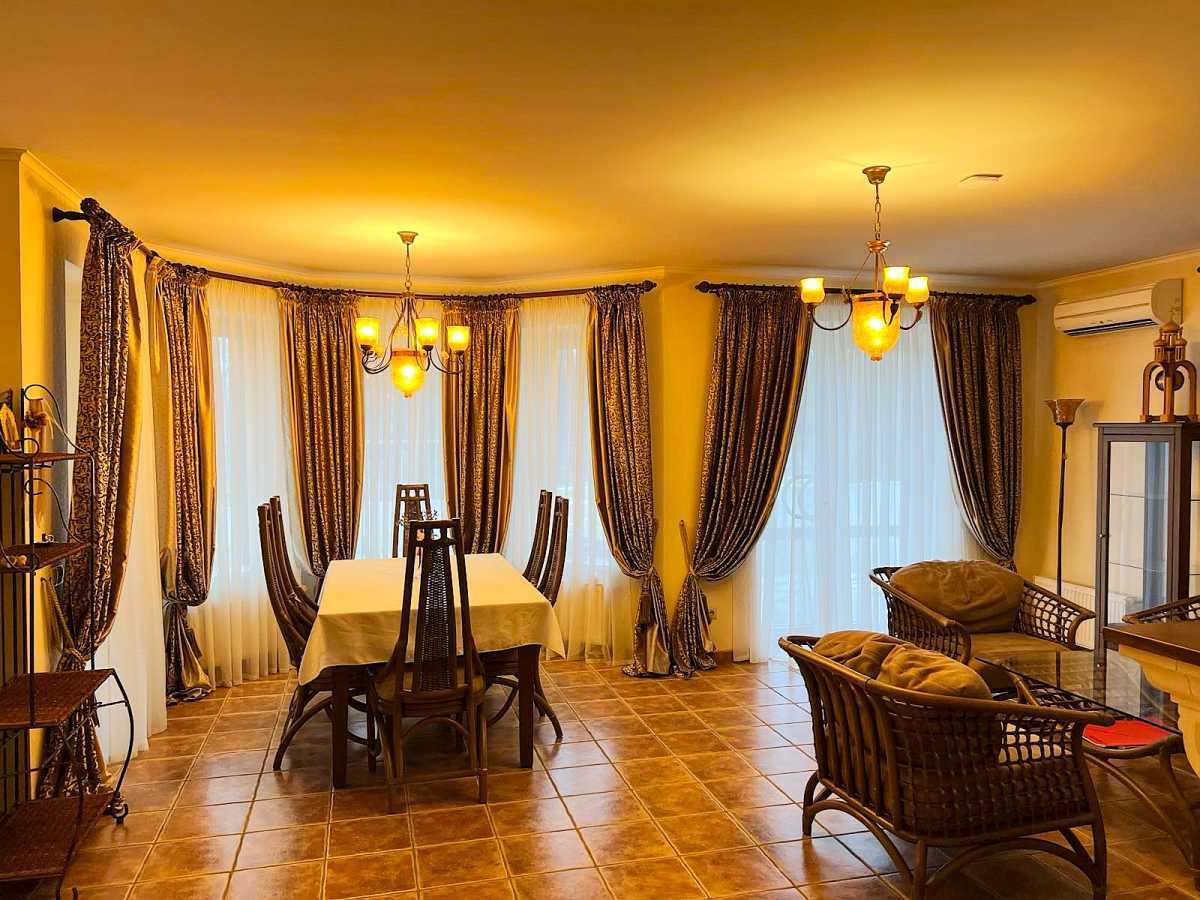 Аренда дома 200 м², Абрикосова