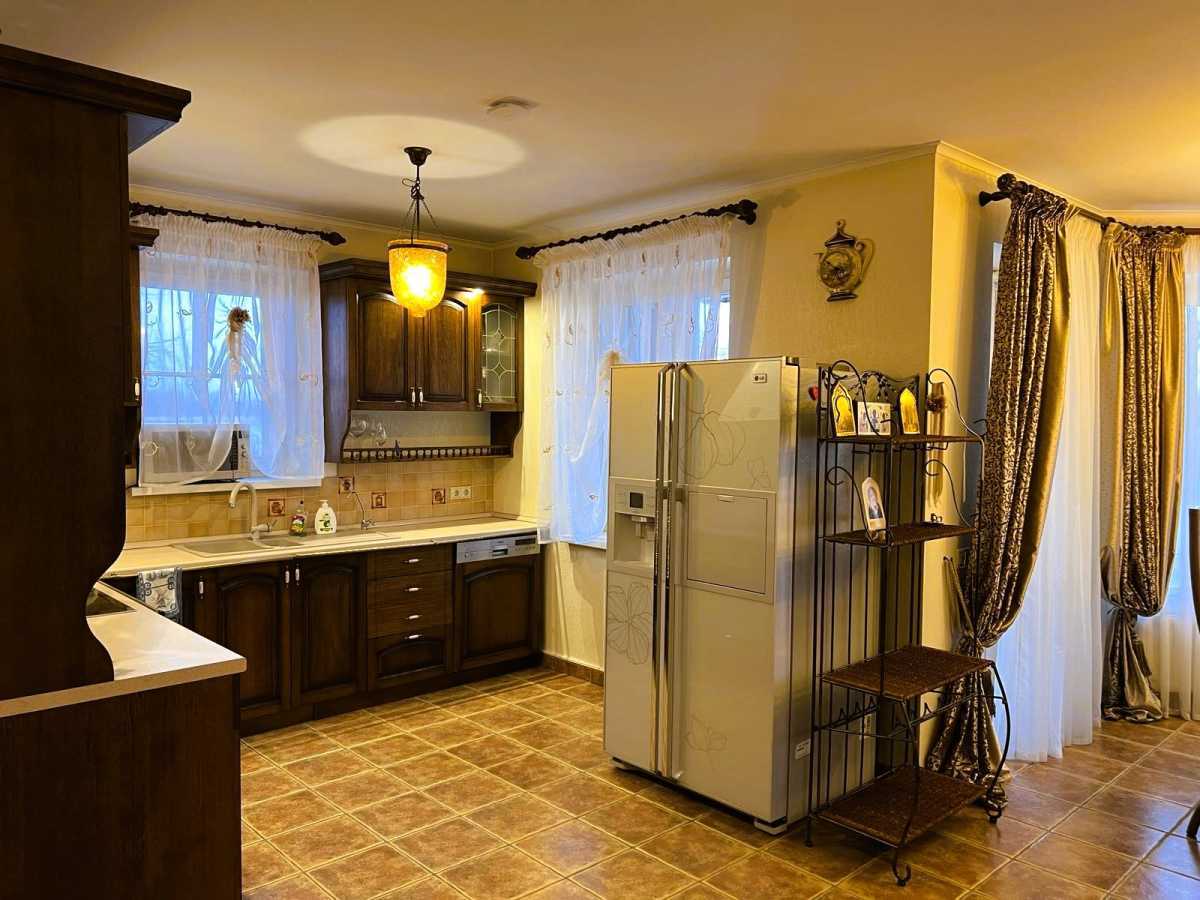 Аренда дома 200 м², Абрикосова