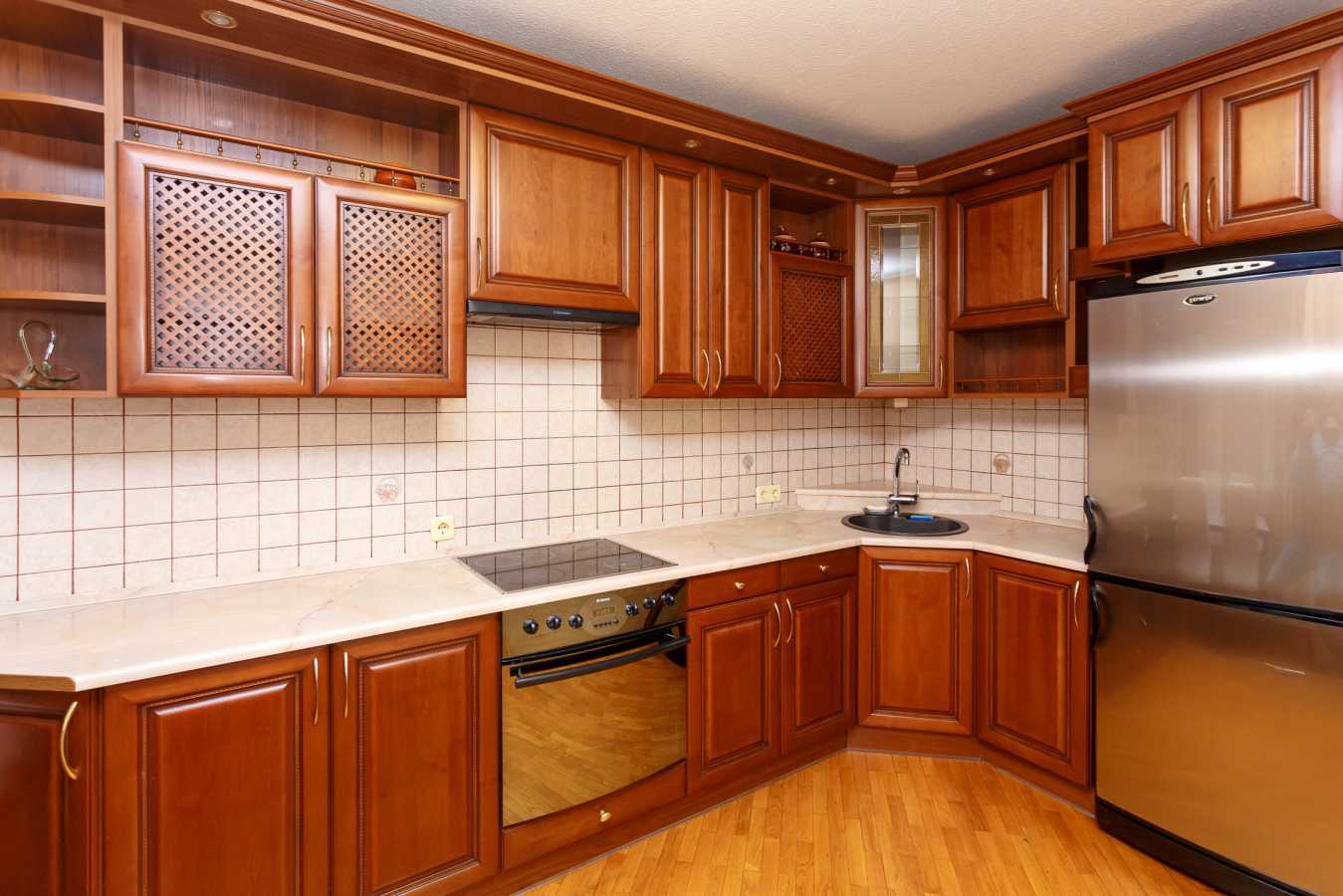 Аренда 3-комнатной квартиры 100 м², Декабристов ул., 12/37