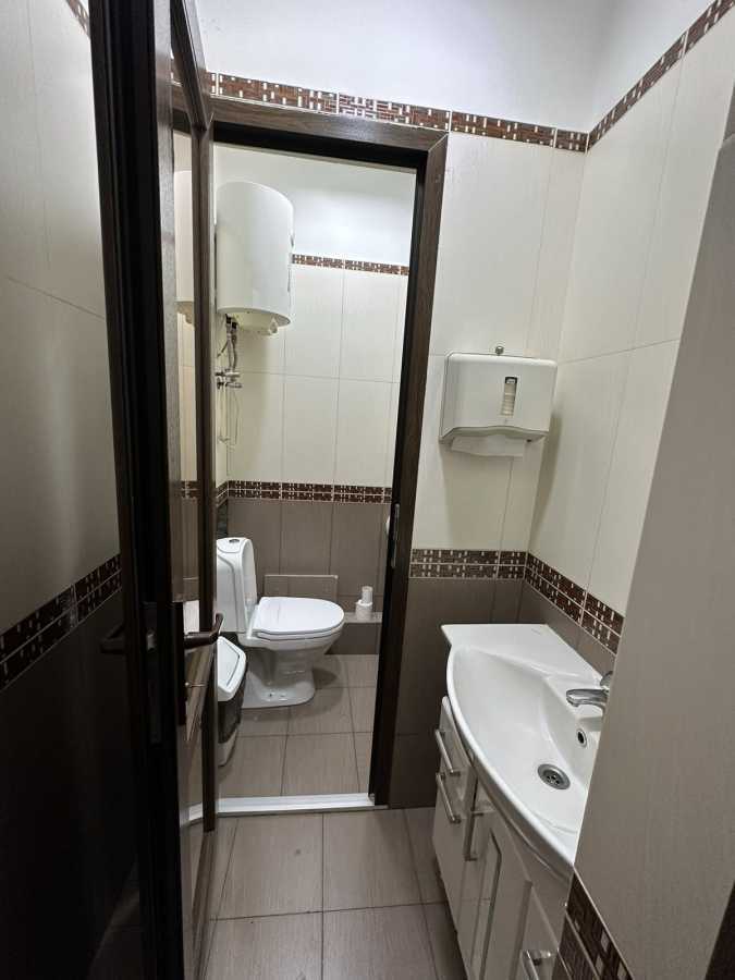 Оренда офісу 200 м², Маршала Тимошенка вул., 21