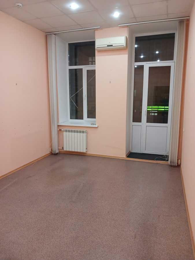 Оренда офісу 35 м², Січових Стрільців вул., 7