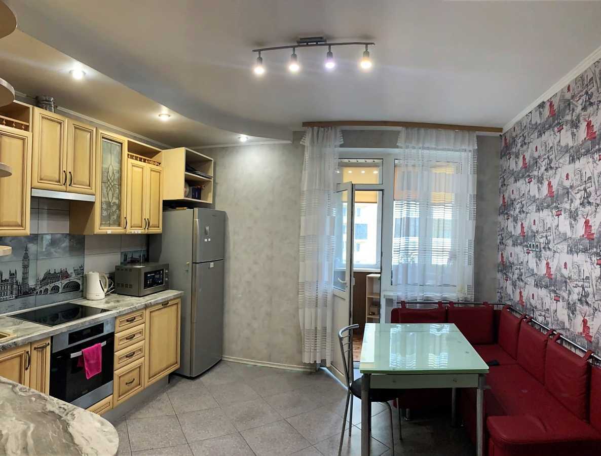 Продажа 3-комнатной квартиры 96 м², Степана Руданского ул., 4-6