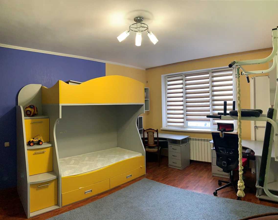 Продажа 3-комнатной квартиры 96 м², Степана Руданского ул., 4-6