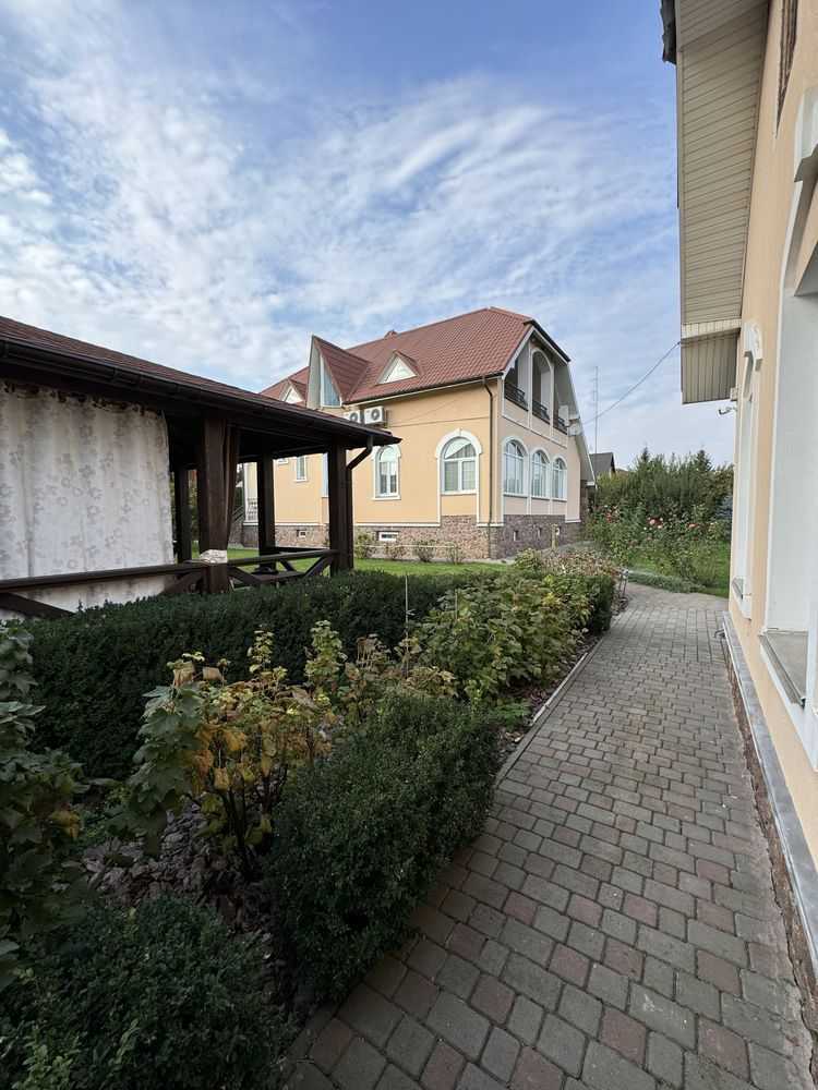 Продажа коттеджа 360 м², Яблоневая ул.