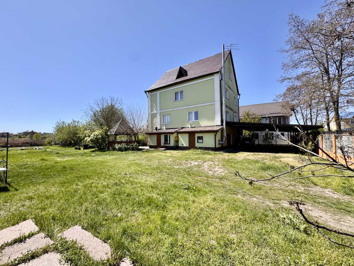 Продажа дома 298.4 м², Озерна