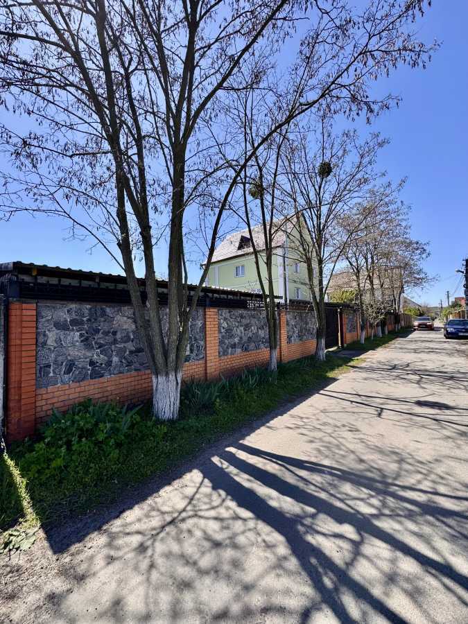 Продажа дома 298.4 м², Озерна