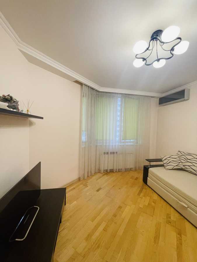 Оренда 1-кімнатної квартири 42 м², Вишгородська вул., 45/4