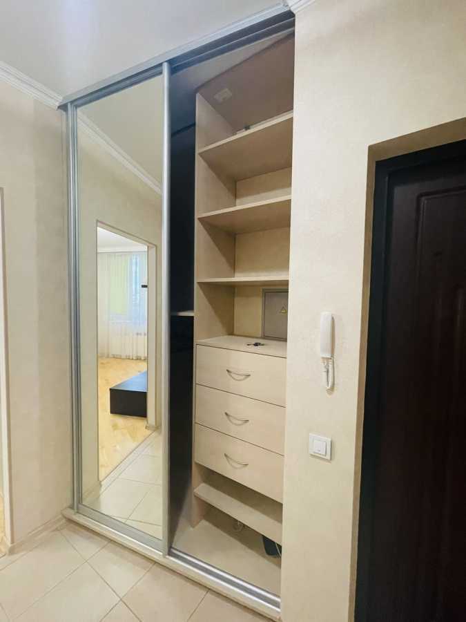 Оренда 1-кімнатної квартири 42 м², Вишгородська вул., 45/4