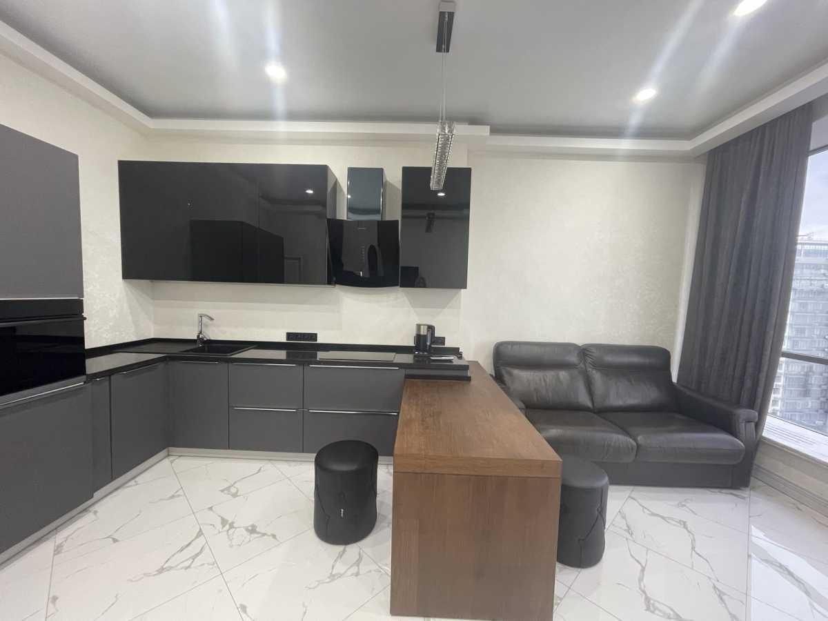 Продаж 2-кімнатної квартири 57 м², Трускавецька вул., 4Б