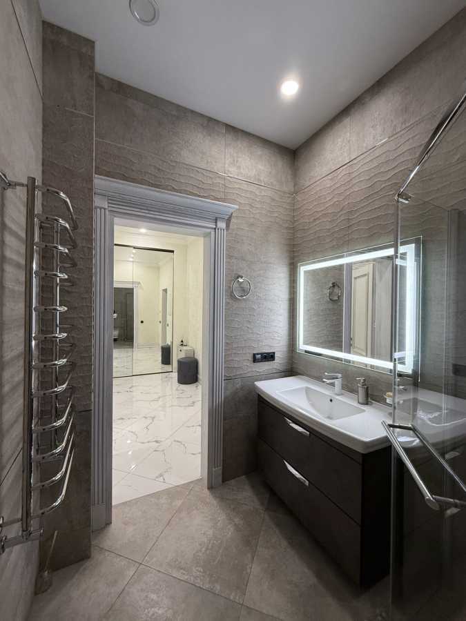 Продаж 2-кімнатної квартири 57 м², Трускавецька вул., 4Б