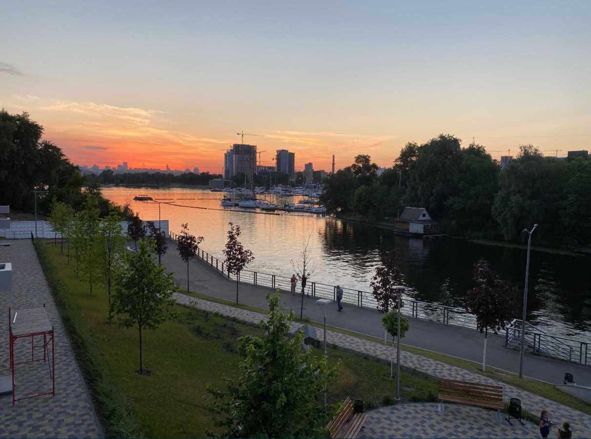 Продаж 2-кімнатної квартири 57 м², Трускавецька вул., 4Б