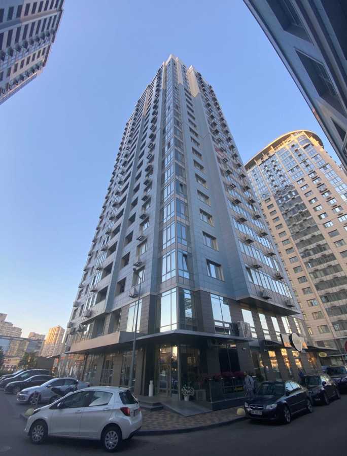 Продаж 2-кімнатної квартири 57 м², Трускавецька вул., 4Б