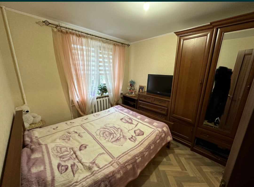 Продаж 3-кімнатної квартири 53 м², Соцмістечко вул.