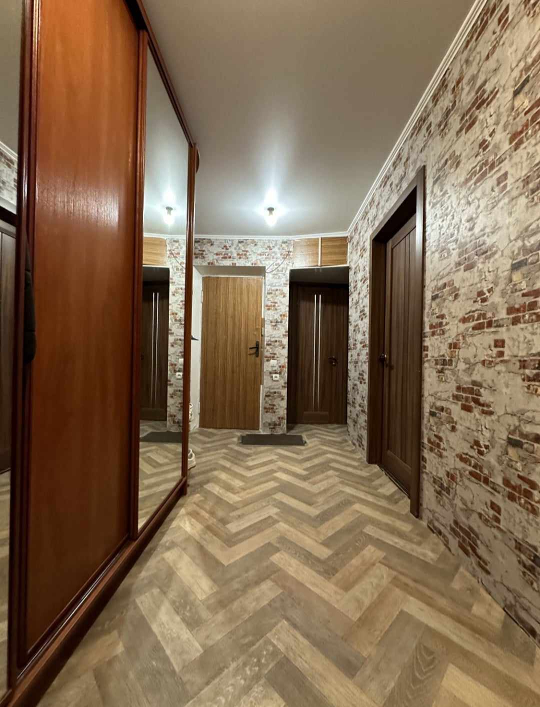 Продаж 3-кімнатної квартири 53 м², Соцмістечко вул.