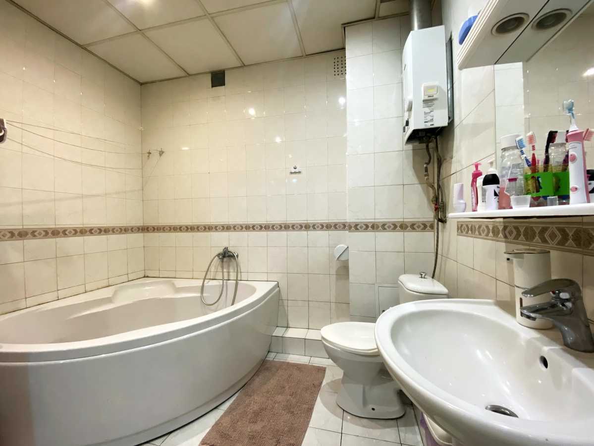Продажа 2-комнатной квартиры 51 м², Большая Васильковская ул., 71