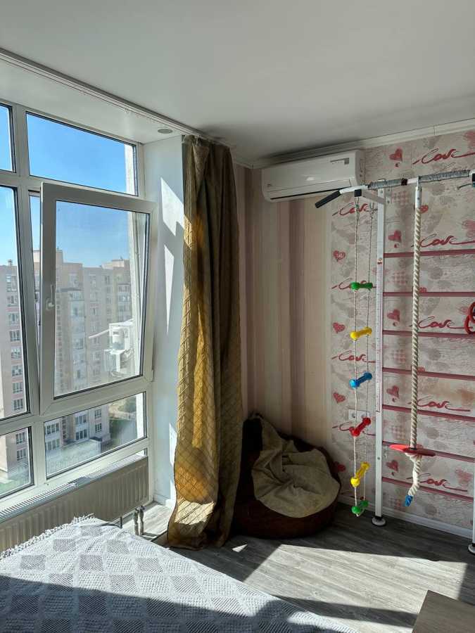 Продажа 1-комнатной квартиры 55 м², Леси Украинки ул., 14