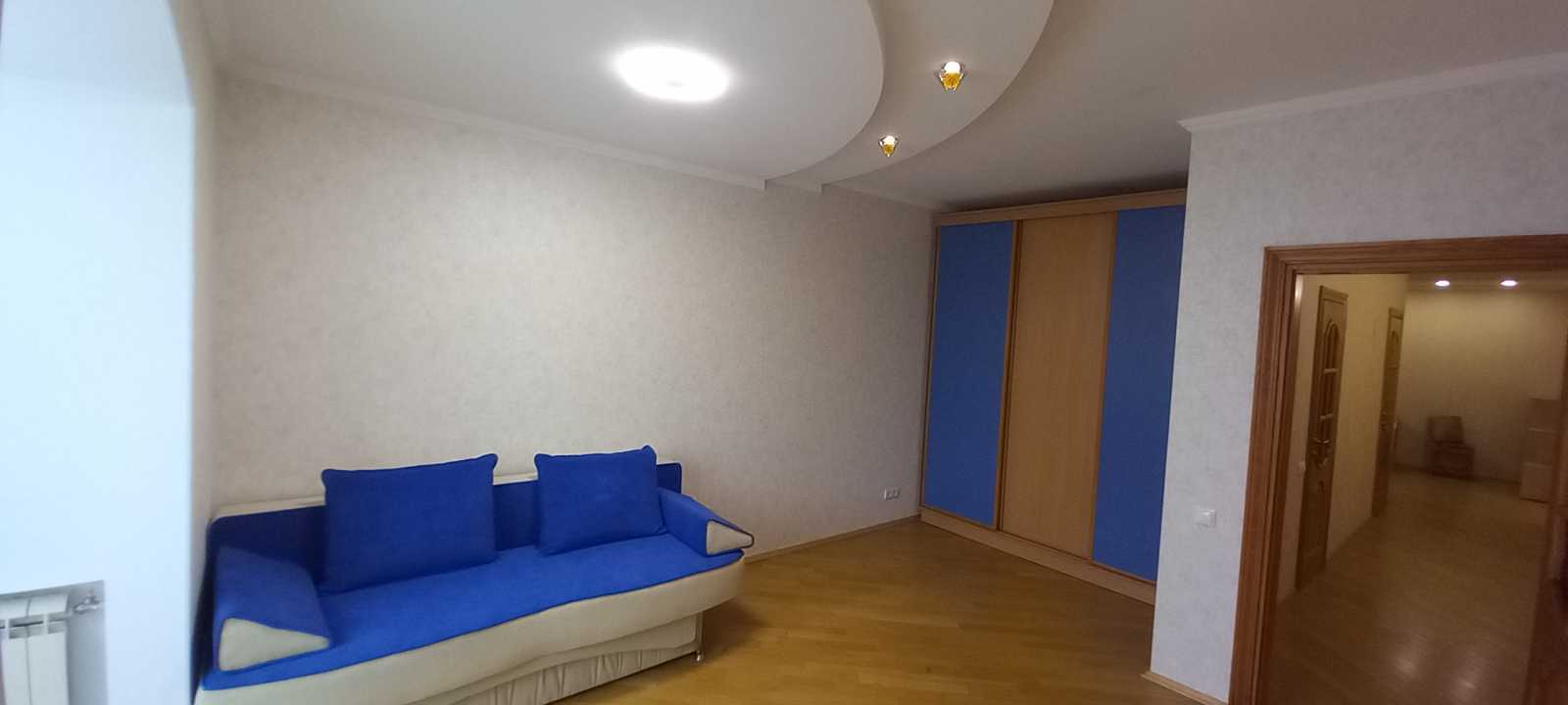 Продажа 3-комнатной квартиры 95 м², Героев Сталинграда просп., 20Б